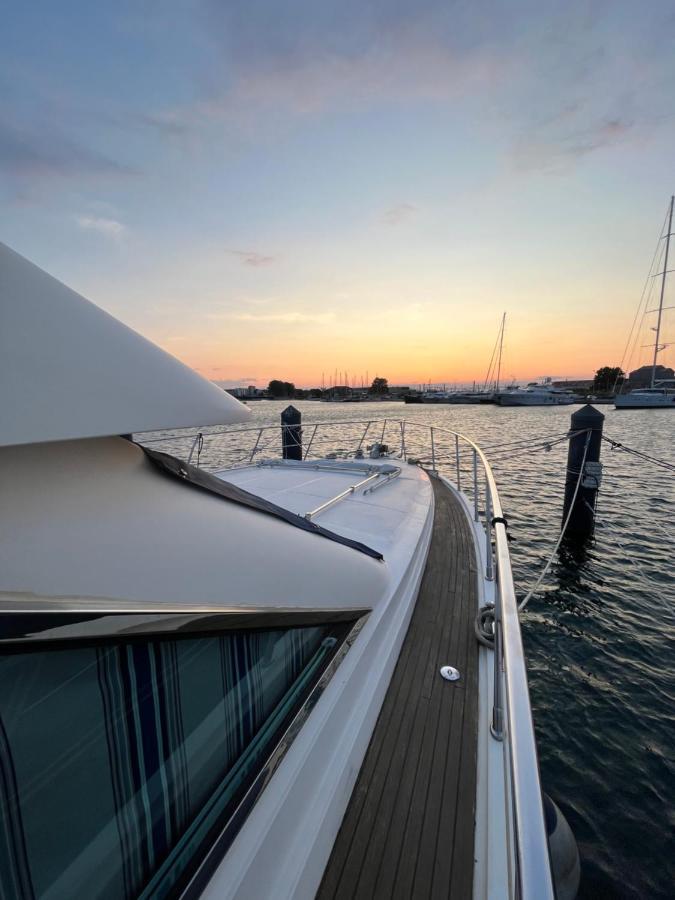 Готель Navi Yacht A Sete, 2 A 8 Couchages, Privatif Екстер'єр фото